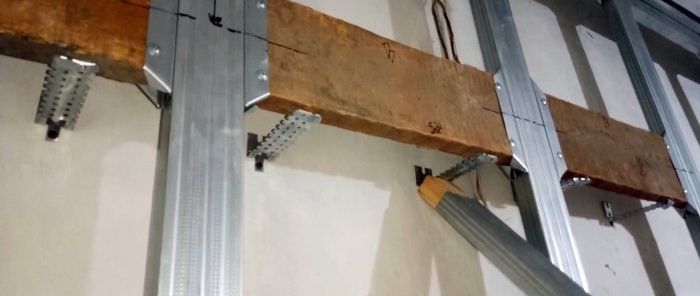 Come realizzare il mutuo più forte per il muro a secco per appendere gli armadietti delle batterie o una barra orizzontale