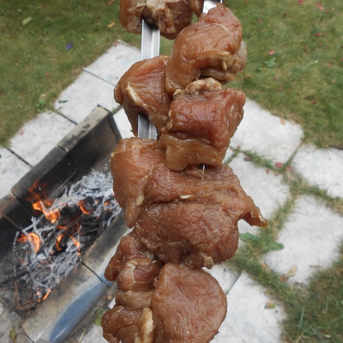 Sovjetisk marinad för fläsk shish kebab baserad på vinäger, ett recept beprövat under decennier