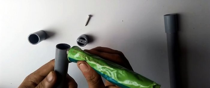 2 možnosti pro levné DIY postřikovače trubek z PVC