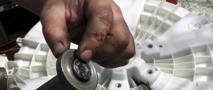 How to restore the shaft under the oil seal of a washing machine