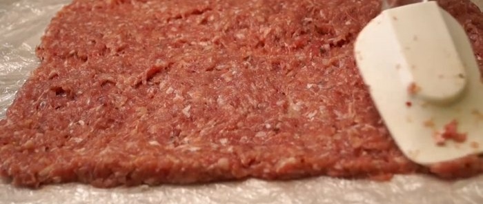 Lanche de carne picada É impossível resistir por um minuto