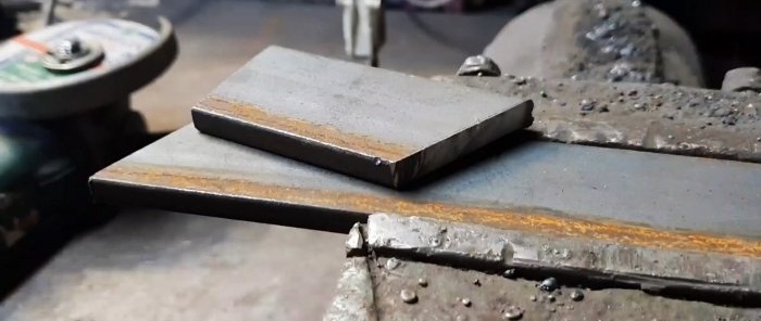 Attachment made from trash to sandpaper for perfect sharpening of drills