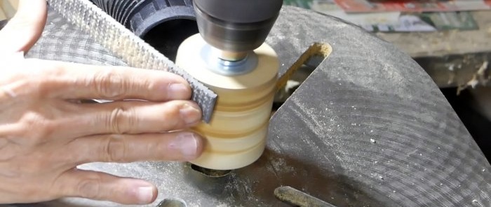Hur man gör rullar för en bandslipmaskin utan svarv