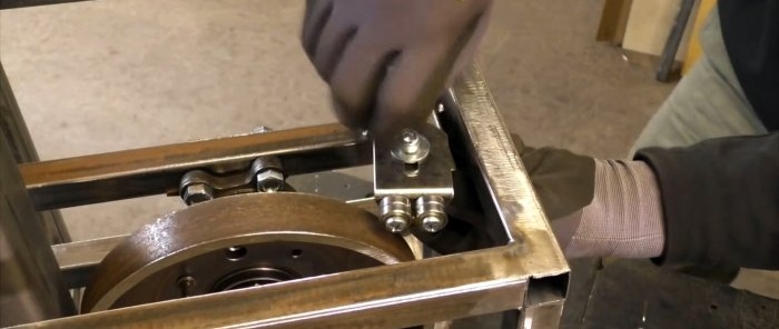 How to make a powerful machine from old drums and hubs