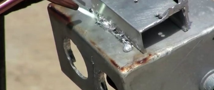 Поуздан метод за лемљење алуминијумског бакарног челика без заваривања
