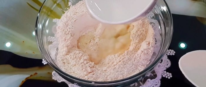 I nie pomyślałbyś, że z samej mąki można zrobić tak prosty przysmak.