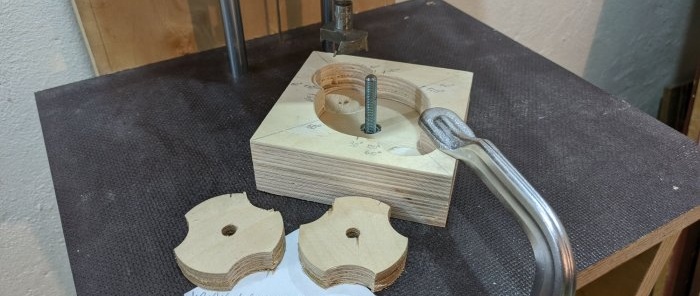 Convenient do-it-yourself clamp for a T-track made of plywood