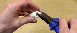 כיצד להכין ברגים ואומים כנפיים משאריות של צינורות PP