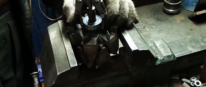Com canviar les anelles del rotor del generador