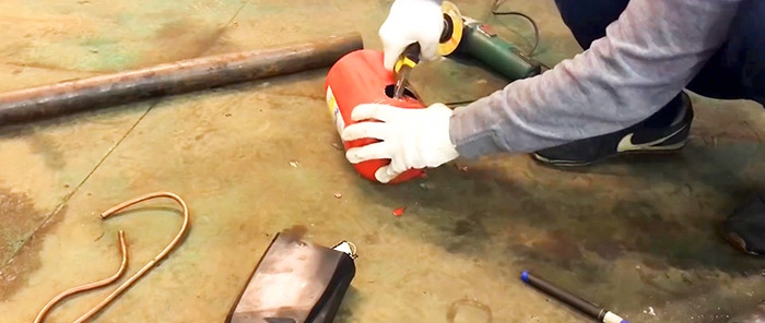 Sådan laver du et komfur til arbejde i en garage på kun 1 time