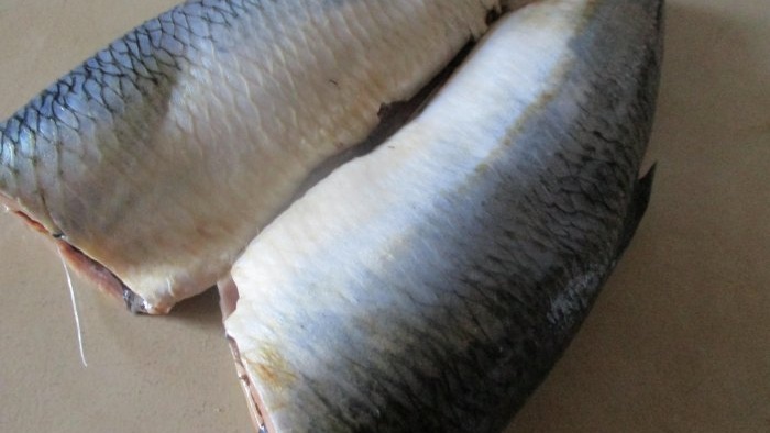 Satu rahsia bagaimana untuk menggoreng herring sangat lazat
