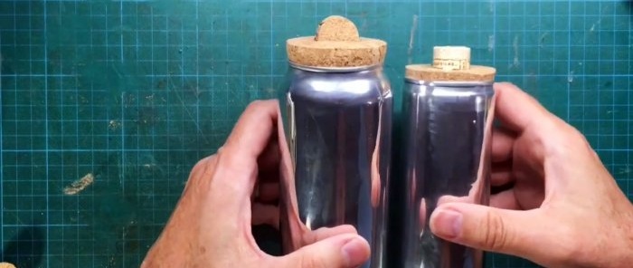 Kako od malih limenki vina napraviti velike aluminijske čepove