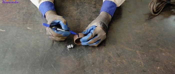 كيفية صنع حامل مثقاب للحفر اليدوي من سلسلة أسطوانية