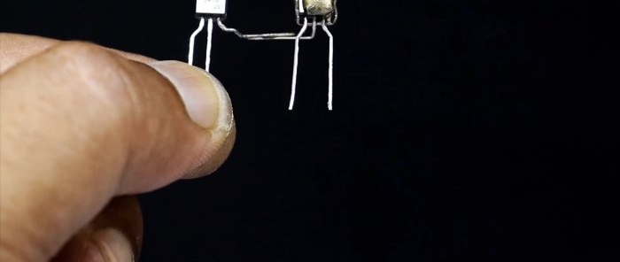 Cara membuat pengesan logam yang sangat mudah menggunakan 2 transistor