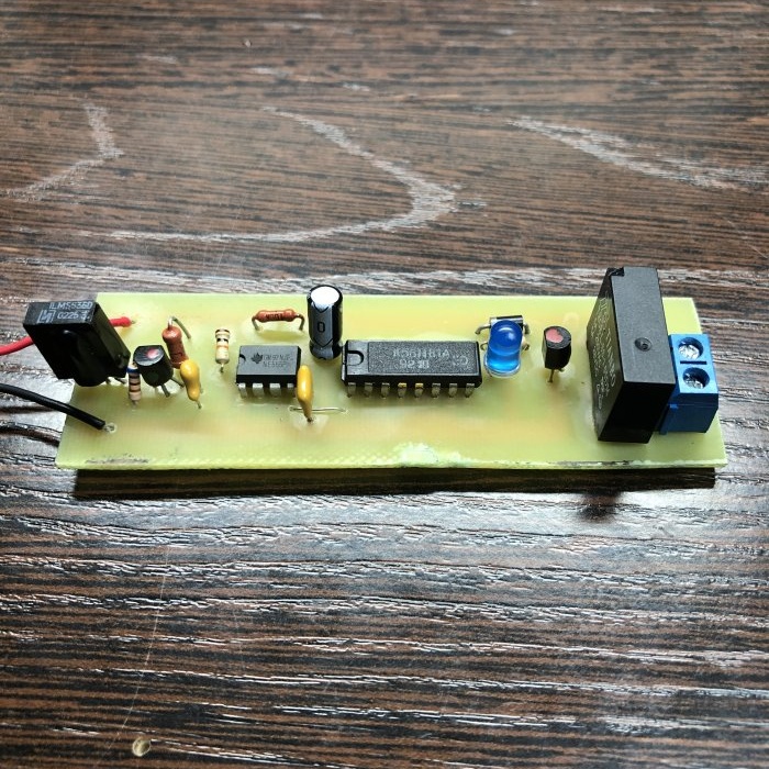 Comment assembler un circuit pour contrôler n'importe quelle charge à l'aide de n'importe quelle télécommande