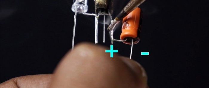 Kako napraviti jednostavnu kaotičnu bljeskalicu za bilo koji broj LED dioda