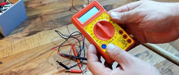 Hvordan raskt sette sammen en metalldetektor fra et kinesisk multimeter