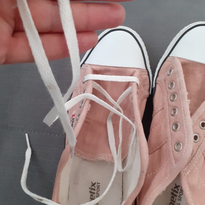 Biarkan kasut anda bergaya 5 jenis lacing yang ringkas tetapi menarik