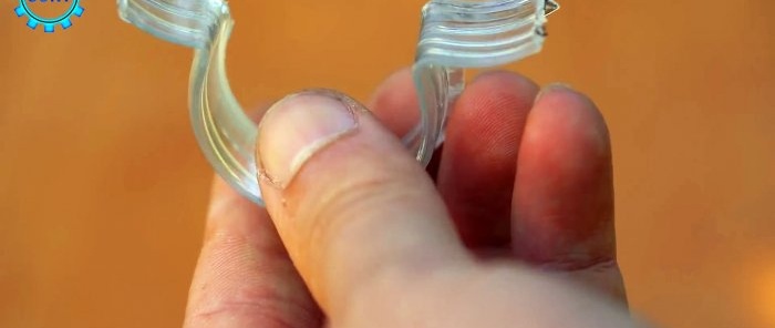 5 objets artisanaux utiles à partir des goulots et des poignées de bouteilles en plastique