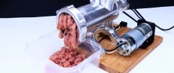 Cách biến máy xay thịt thông thường thành máy điện