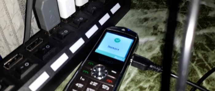 Како направити УСБ адаптер за безбедно пуњење телефона на јавним местима
