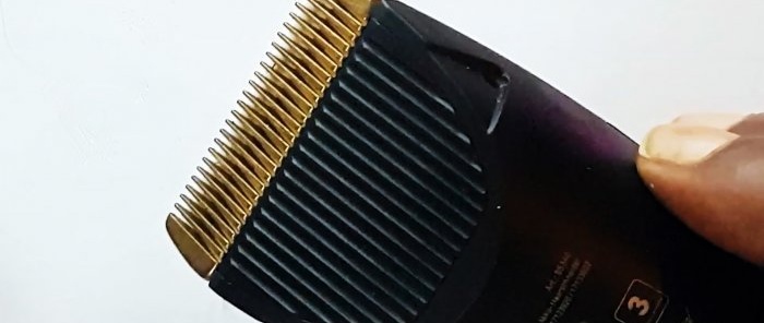 Com reparar una navalla elèctrica sense fil o una talladora de cabells si no s'engega