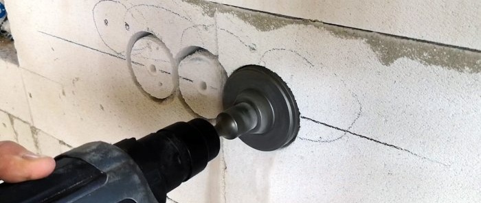 How to quickly groove a wall with a drill without a wall chaser in aerated concrete