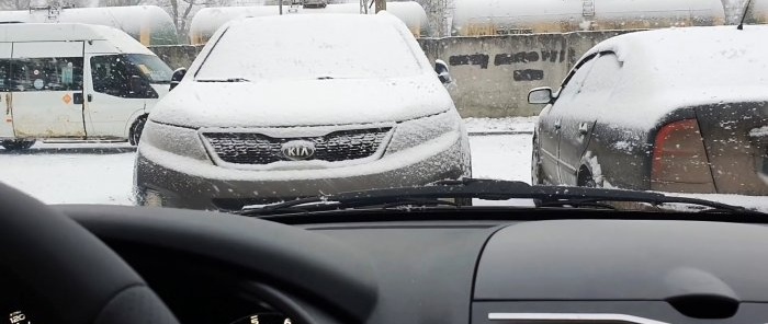 Lifehack to avoid raising your wipers in winter. Anti-ice for 20 rubles for the whole winter