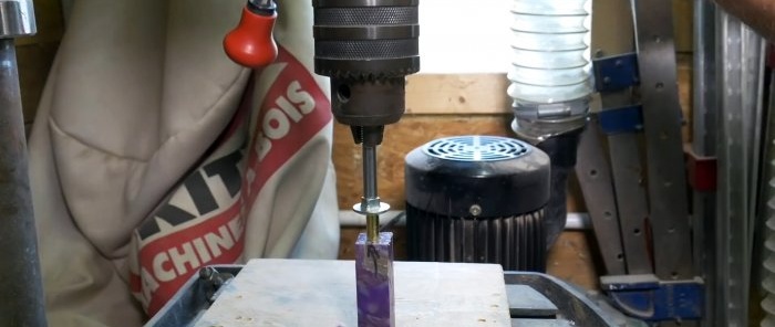 Come realizzare una maniglia originale con i tappi delle bottiglie in PET