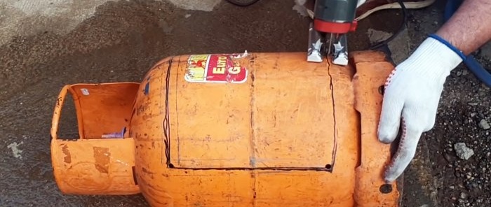 How to make a charcoal grill from a small gas cylinder