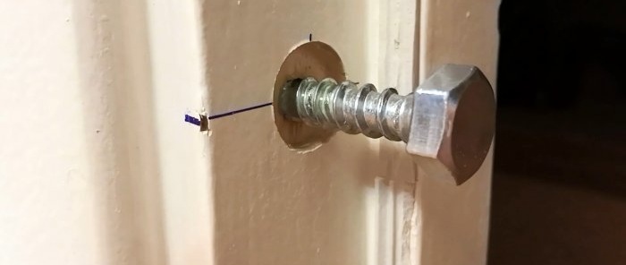 Kā izveidot klusu magnētisku durvju slēdzeni