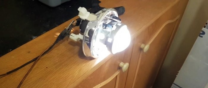 Cách tự điều chỉnh đèn pha ô tô cực ngầu