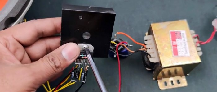 Cum să faci un amplificator de 100 W pe un cip într-o jumătate de oră