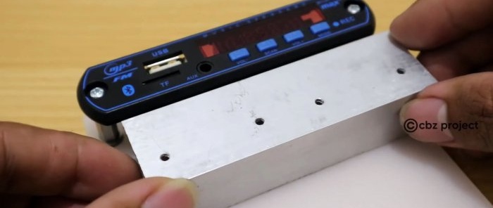 Kako napraviti jednostavan stereo sustav s bluetoothom na LA4440
