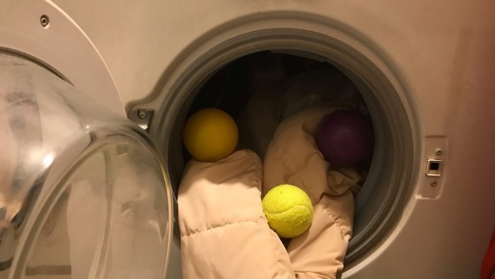 Lifehack כיצד לכבס נכון בגדי חורף באמצעות ריפוד פוליאסטר או פוך
