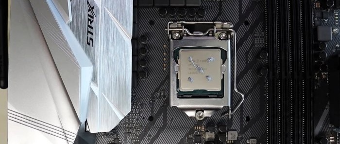 What is the best way to apply thermal paste to a processor - Five drops