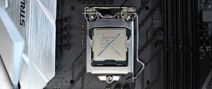 What is the best way to apply thermal paste to a processor - Crosswise