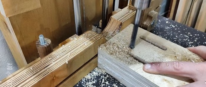 Com fer un vici potent a partir de fusta contraxapada i una presa