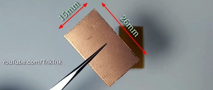 Dal circuito stampato vengono ritagliate 2 piastre da 26x15 mm