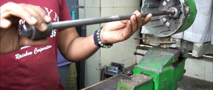 Como fazer um extrator para rolamentos cegos a partir de uma âncora com martelo reverso