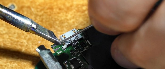 How to change a micro USB connector with a soldering iron without a hair dryer