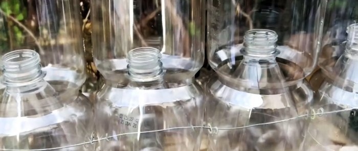 The idea of ​​a homemade greenhouse from PET bottles