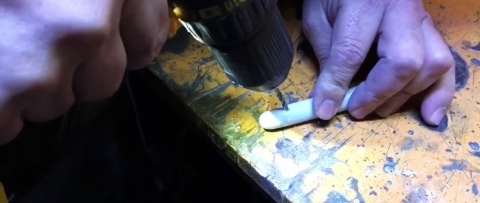 DIY vrecková pílka na ceruzky