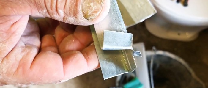 Hogyan készítsünk fali csempe olcsó utánzatát gipszből