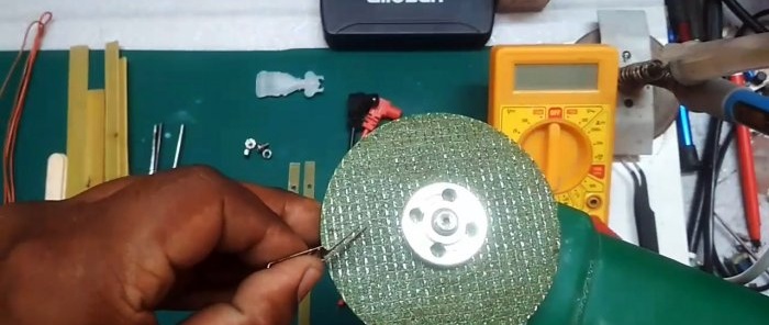 Cómo fabricar sondas para probar cómodamente componentes SMD