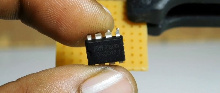 How to make a simple charging current indicator for a Li-ion battery