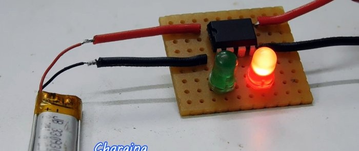 Jak vyrobit jednoduchý indikátor nabíjecího proudu pro Li-ion baterii
