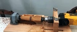 Mini lathe from a broken grinder and drill