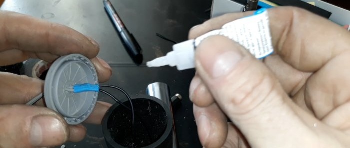 Wie man ein elektrisches Holzkohlegebläse für einen Grill herstellt