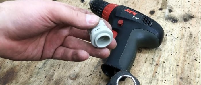 Jak używać śrubokręta przy rozładowanej baterii